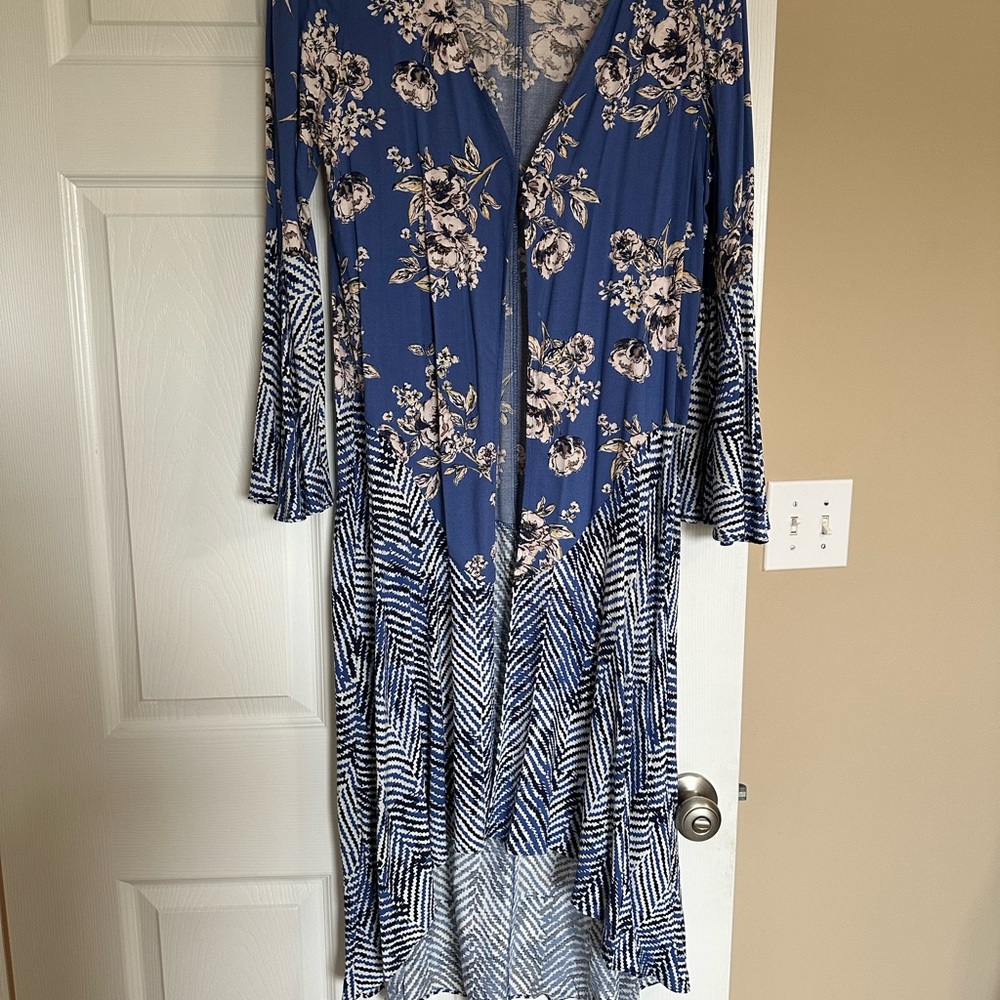 Versona maxi bell sleeve kimono